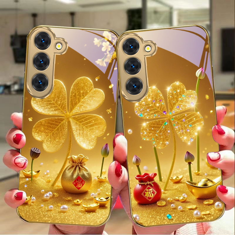 A huge golden clover For Samsu - Phone Cases Samsung S25 Ultra recension och pris