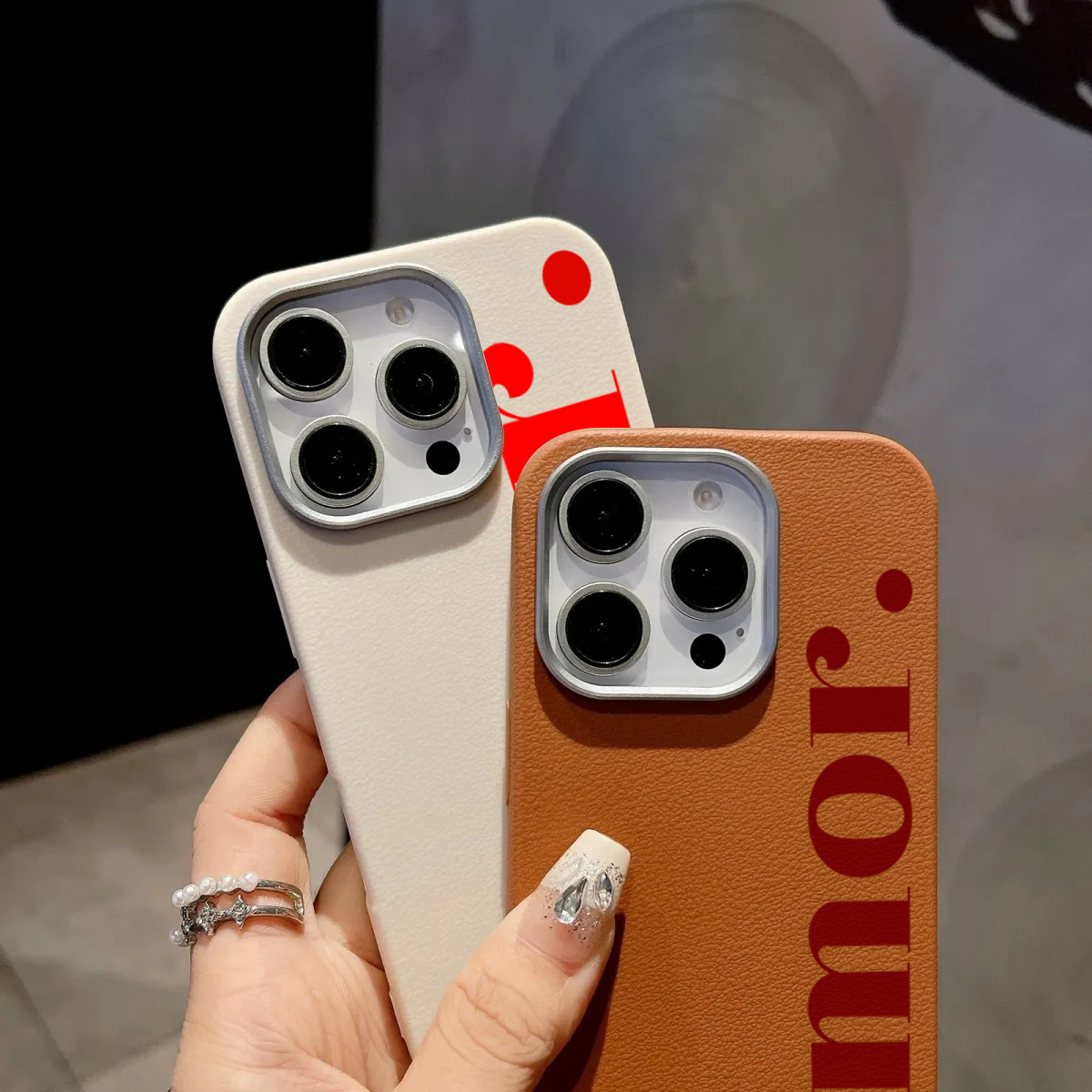 The Red Artistic Letter Lichee - Phone Cases Drawing recension och pris