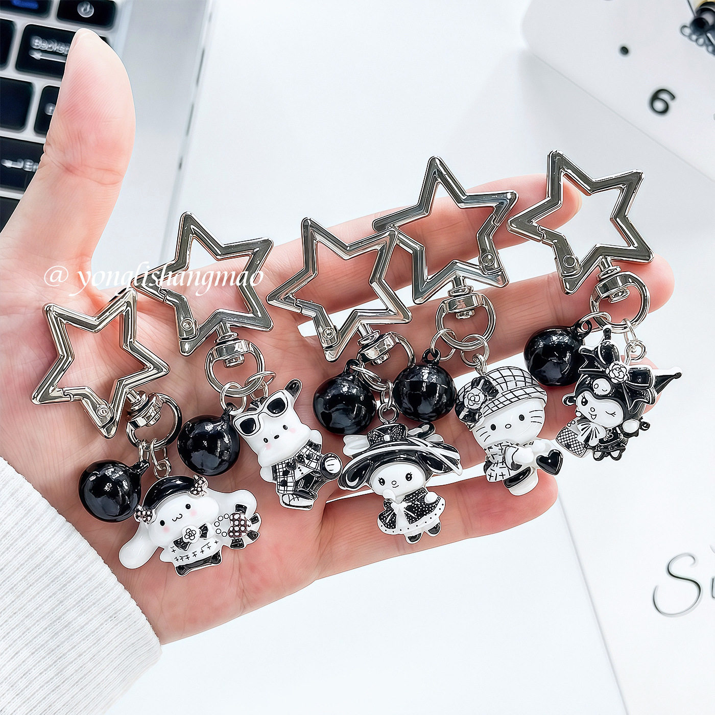 Vintage Y2k Sanrio Hello Kitty - Phone Cases With Charms recension och pris